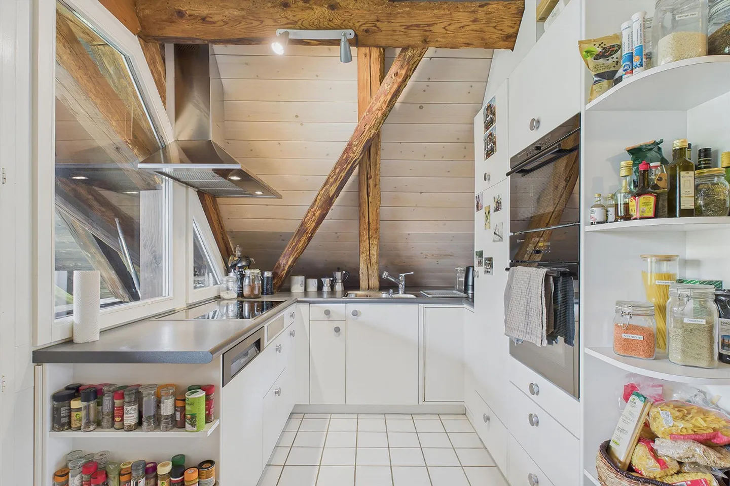 Anima storica e raffinatezza architettonica - Ostermundigen - Foto 16 di 17