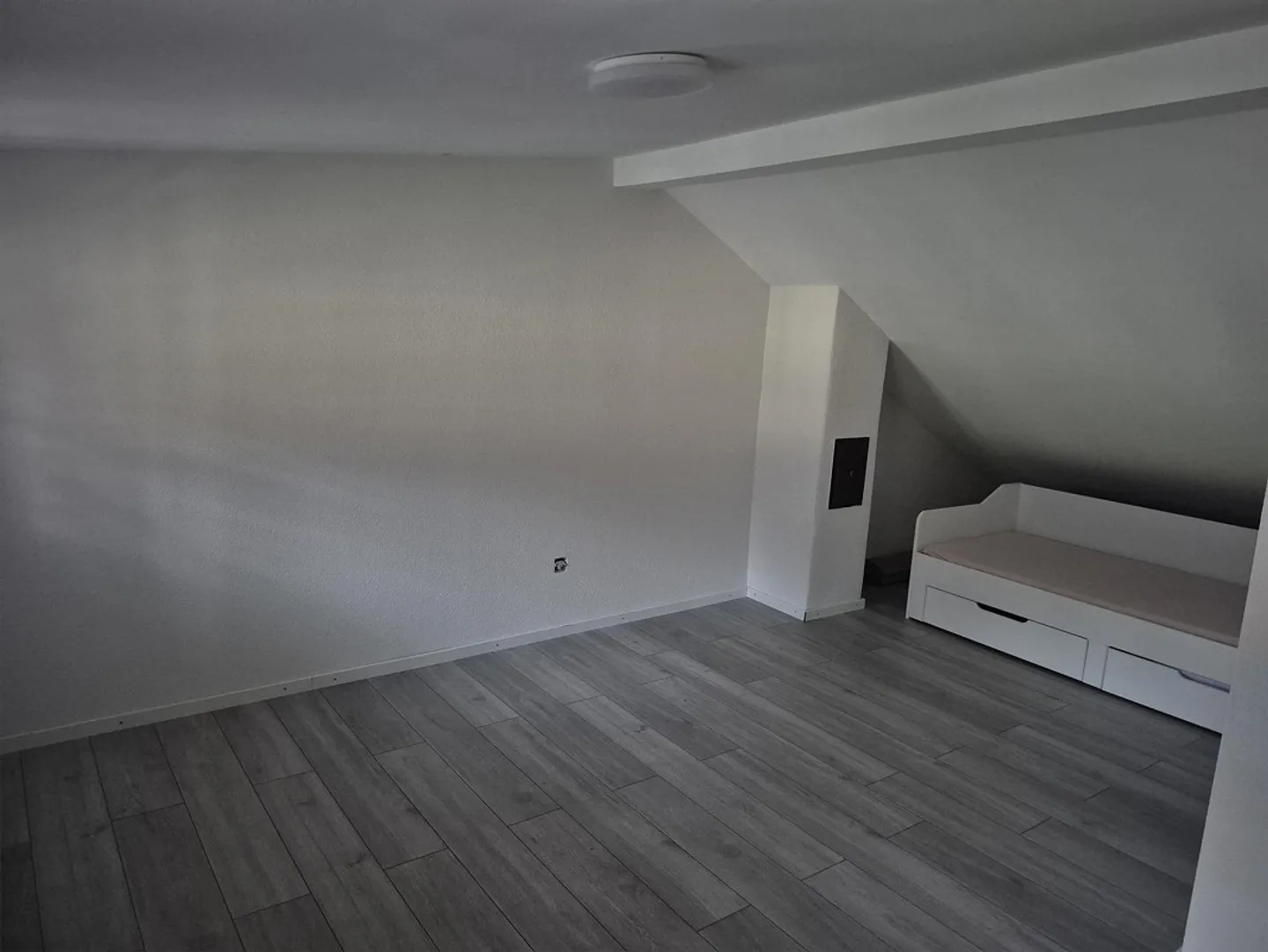 Charmante Maisonette mit Terrasse - Foto 10 von 11