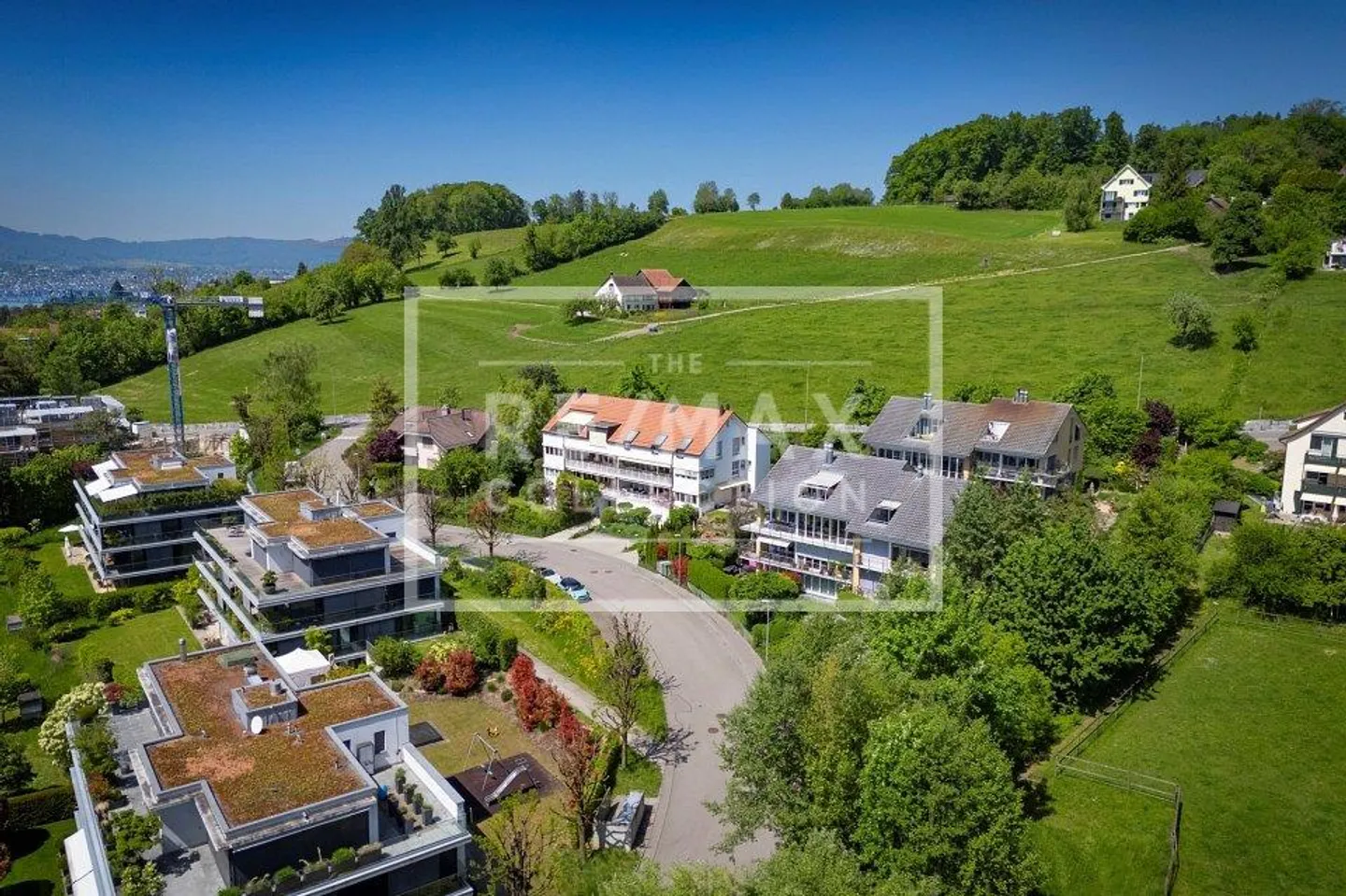 Komfortable 4½-Zimmer-Wohnung am Sonnenhang mit Seesicht im steuergünstigen Herrliberg - Foto 13 di 13