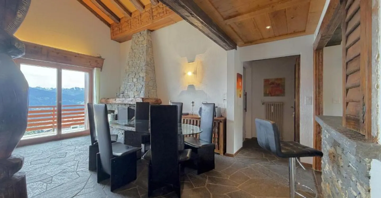 Duplex with Panoramic Views - Photo 1 of 12