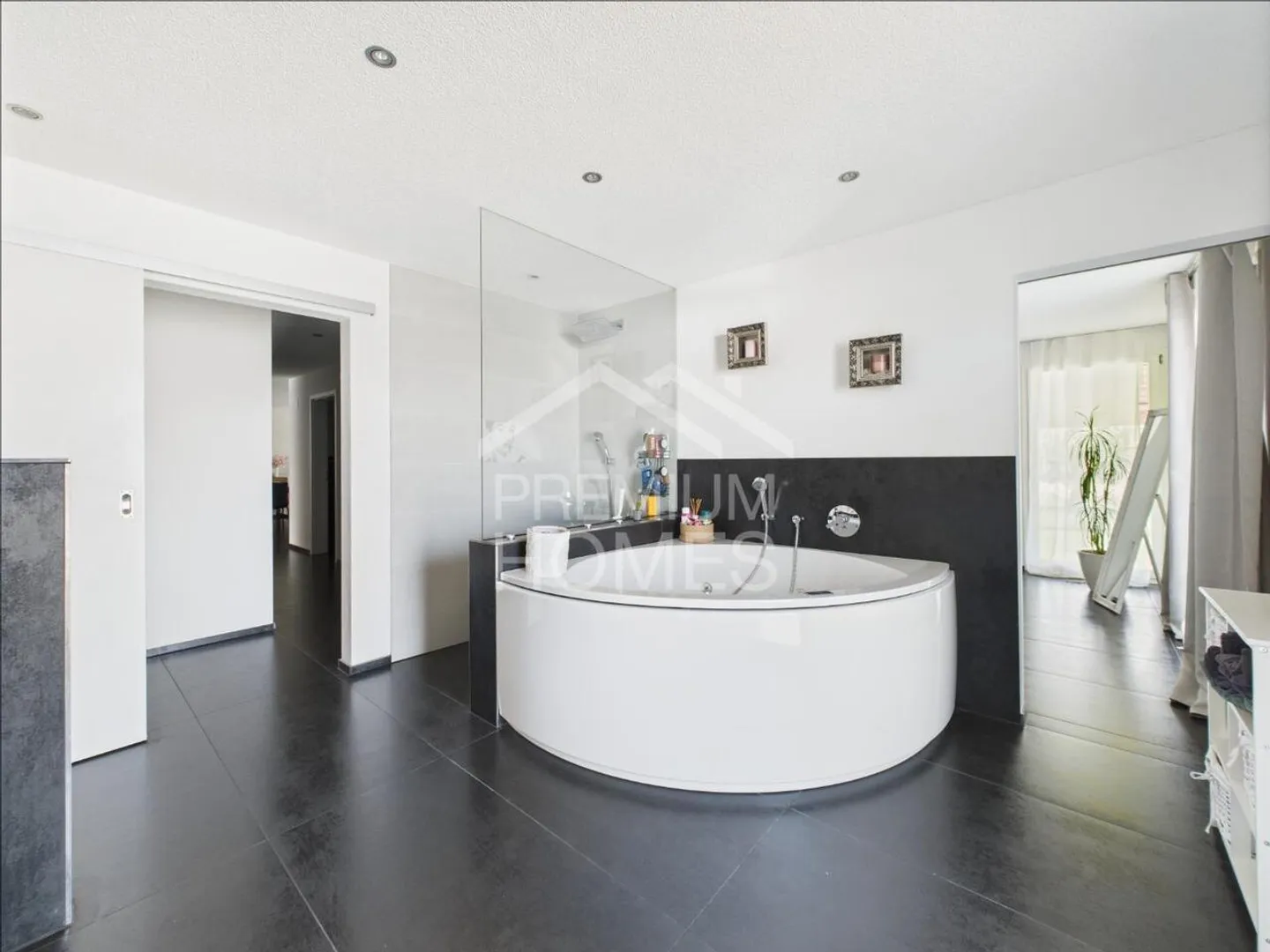 Maison moderne avec âme rurale - Photo 4 sur 8