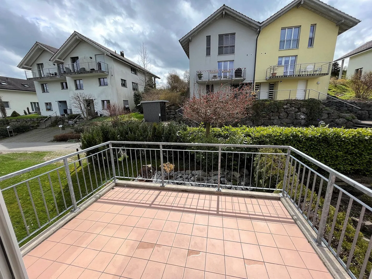 Luminoso appartamento di 3,5 locali in posizione soleggiata - Foto 10 di 11