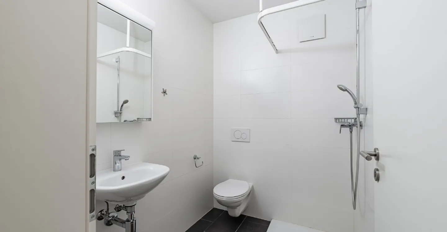 Zentrales Apartment mit Balkon - Foto 6 von 8