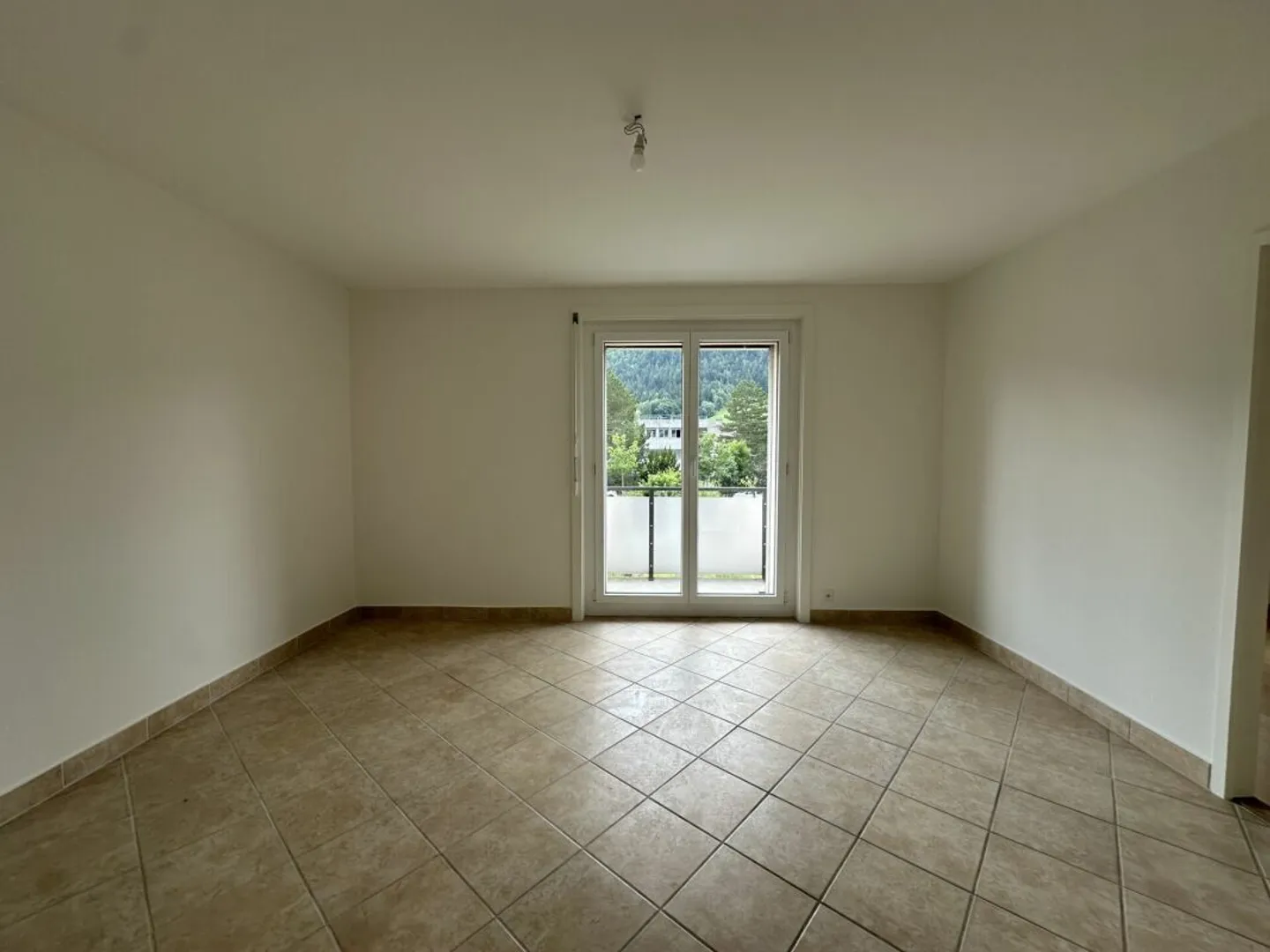 Charmanter 3-Zimmer-Wohnung mit komplett renovierter Küche - Foto 5 von 9