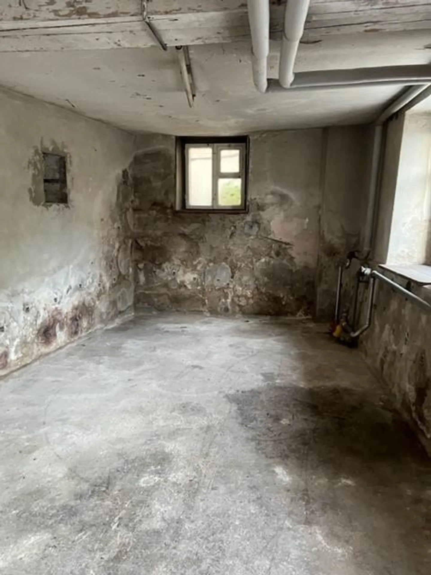 Lagerraum in der Nähe zum Bahnhof zu vermieten. - Foto 3 von 4