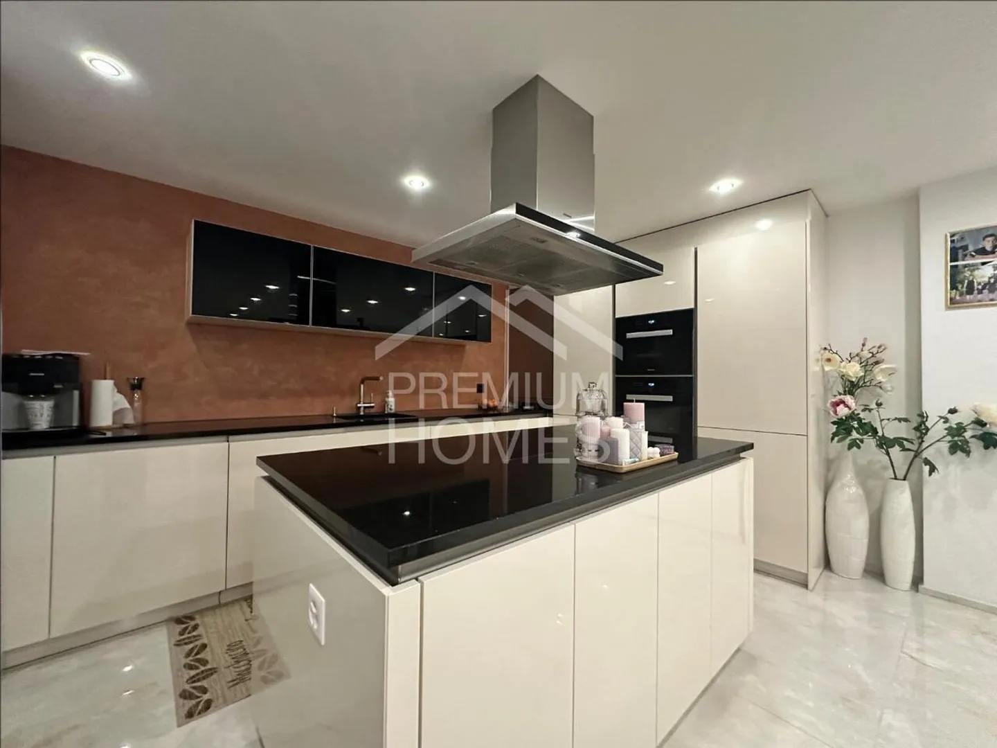 Traumhaus in Büsserach mit Einliegerwohnung - Foto 1 von 8