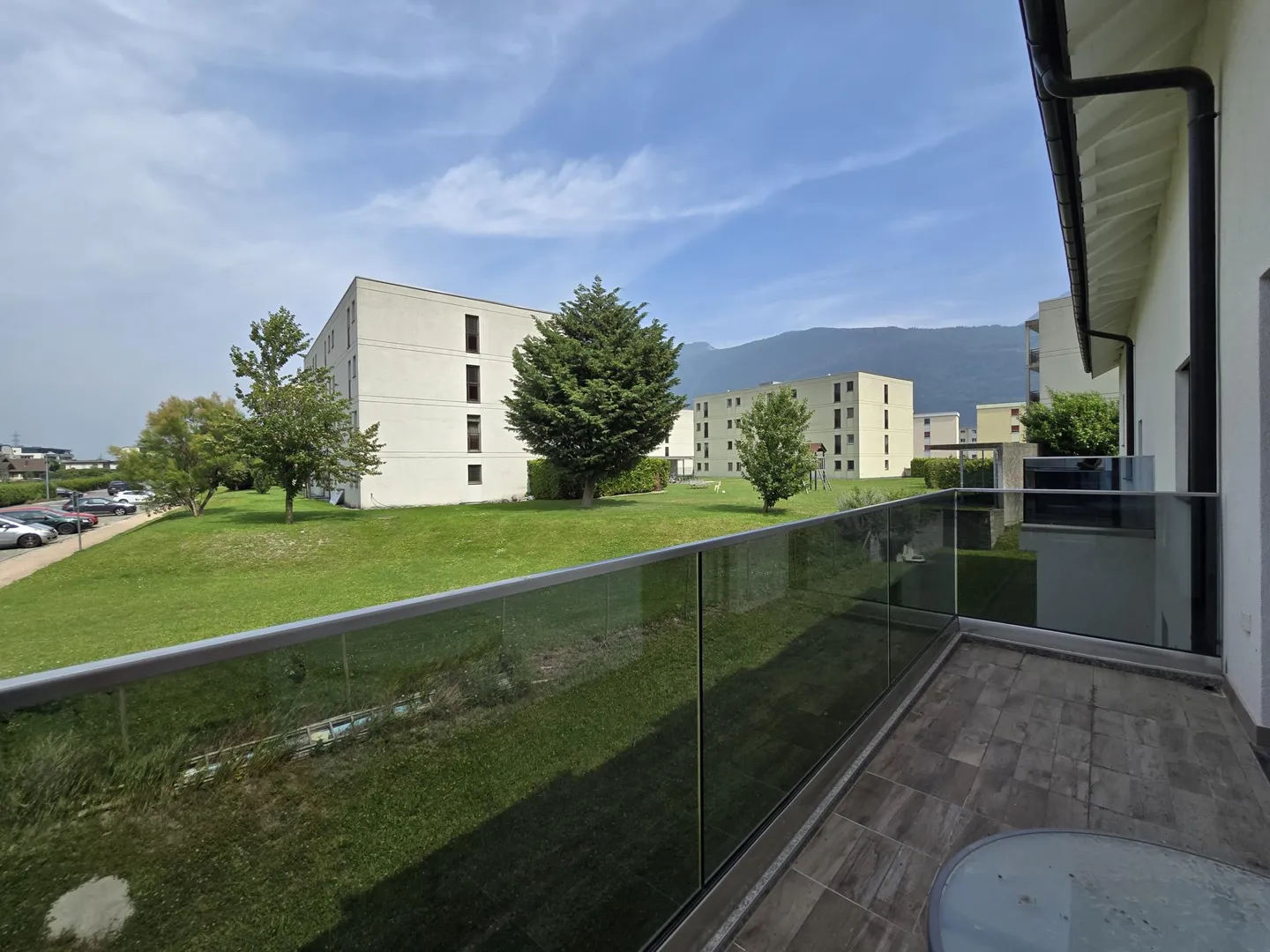 Magnifico appartamento di 4,5 stanze con fascino e carattere + parcheggio incluso - Foto 5 di 5