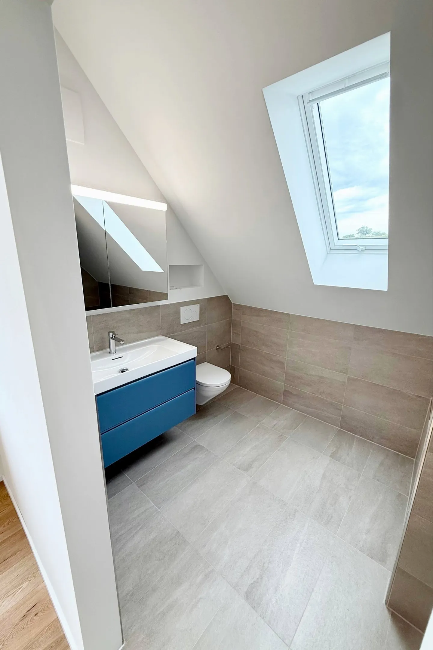Casa bifamiliare di 6 stanze recentemente ristrutturata a Ettingen – Adatta alle famiglie e pronta per essere abitata - Foto 3 di 18