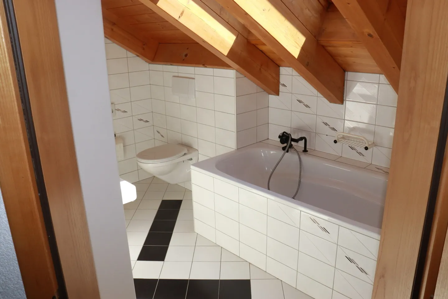 La tua nuova casa unifamiliare con studio a Visperterminen - Foto 11 di 19