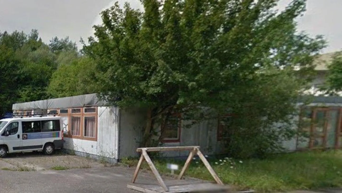 Exhibition Building - Photo 2 of 13