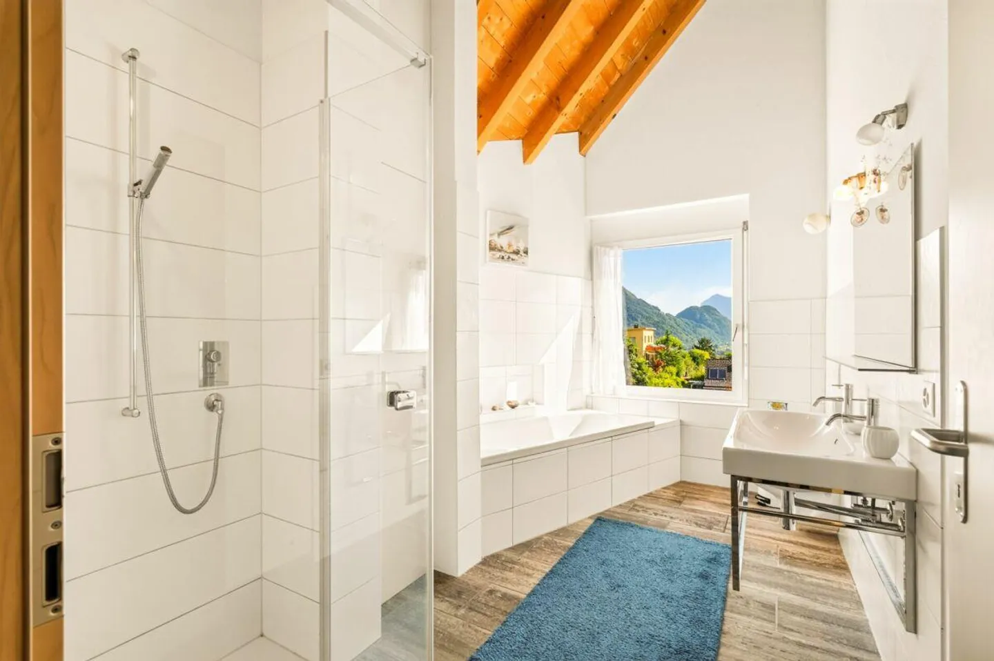 A Home to Fall in Love With - with Panorama, Garden and Plenty of Space - Photo 13 of 15