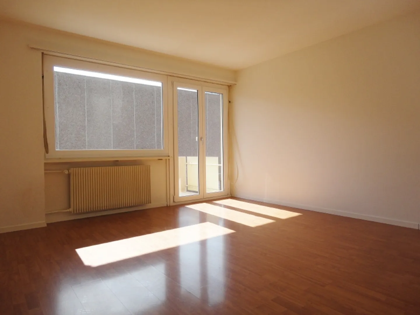 Appartamento 2.5 stanze - Foto 3 di 6