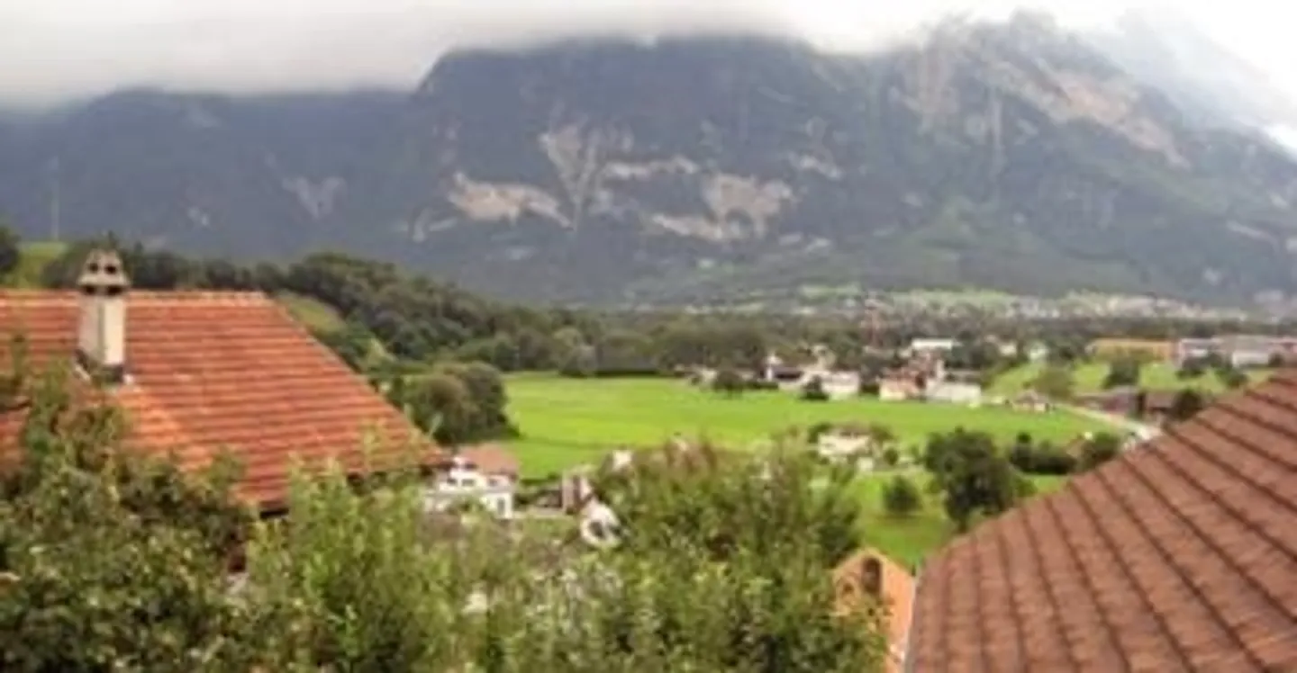 Appartamento esclusivo in posizione elevata con vista - Foto 3 di 12