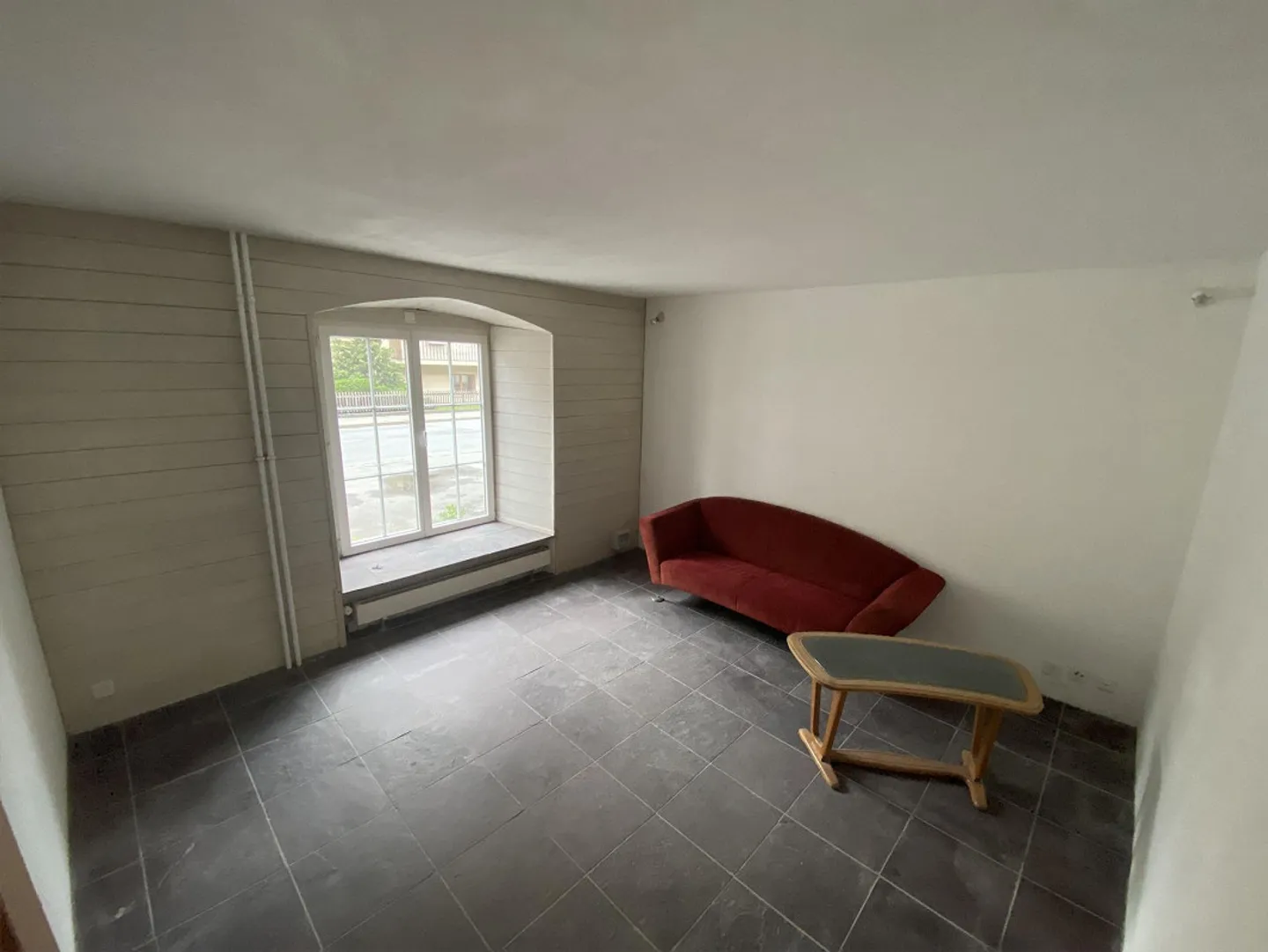 Special apartment for rent in the center of Mels - Photo 3 of 24