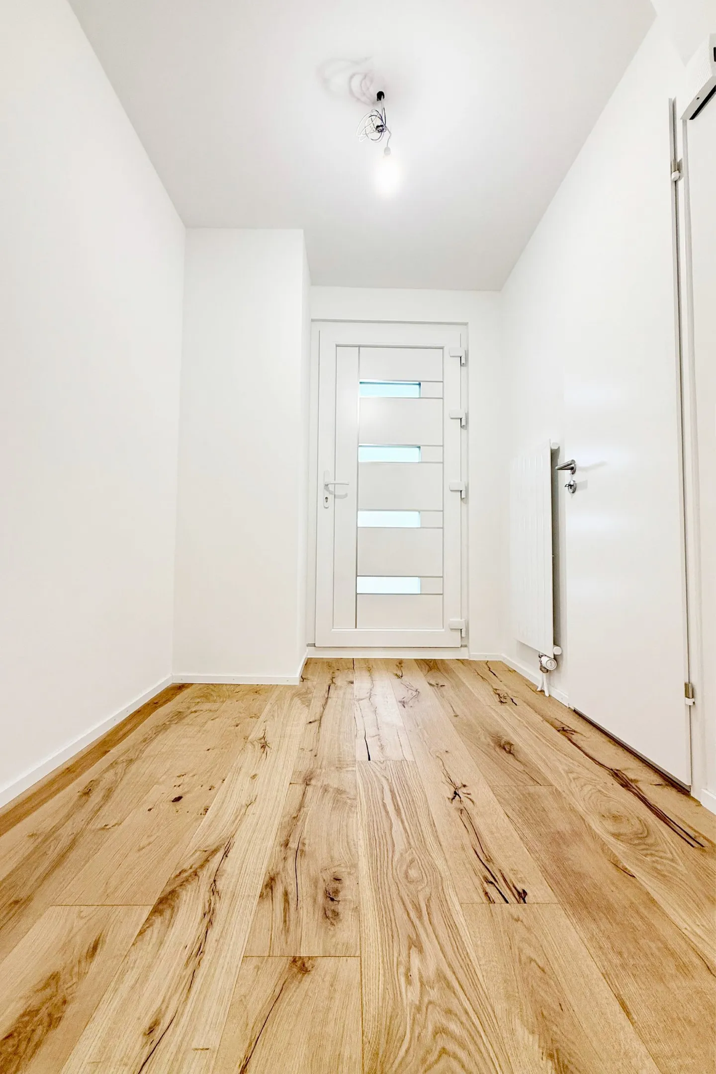 Casa bifamiliare di 6 stanze recentemente ristrutturata a Ettingen – Adatta alle famiglie e pronta per essere abitata - Foto 15 di 18