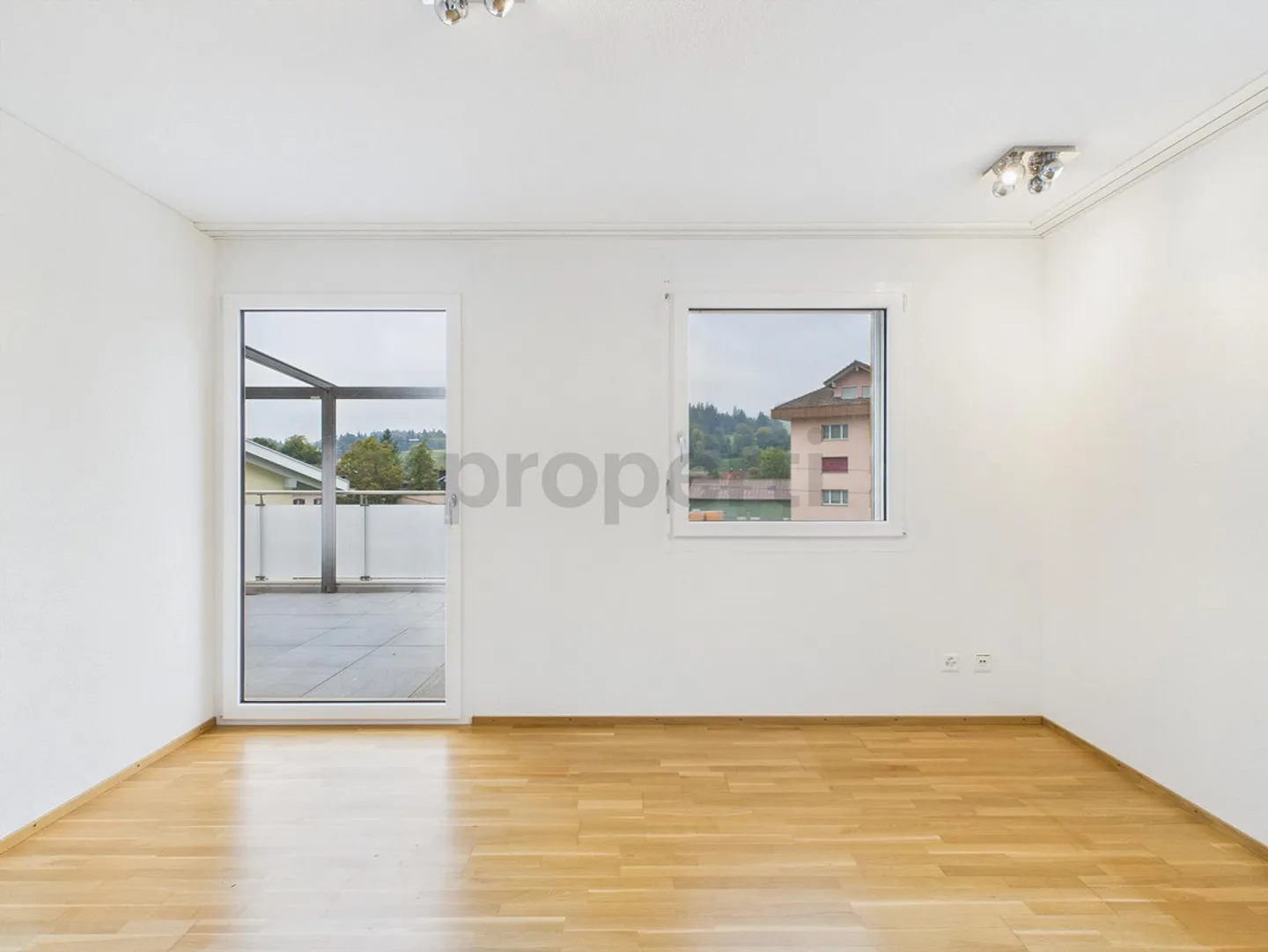 Benvenuti in questa moderna e ben tenuta casa unifamiliare di 6,5 stanze... - Foto 5 di 14