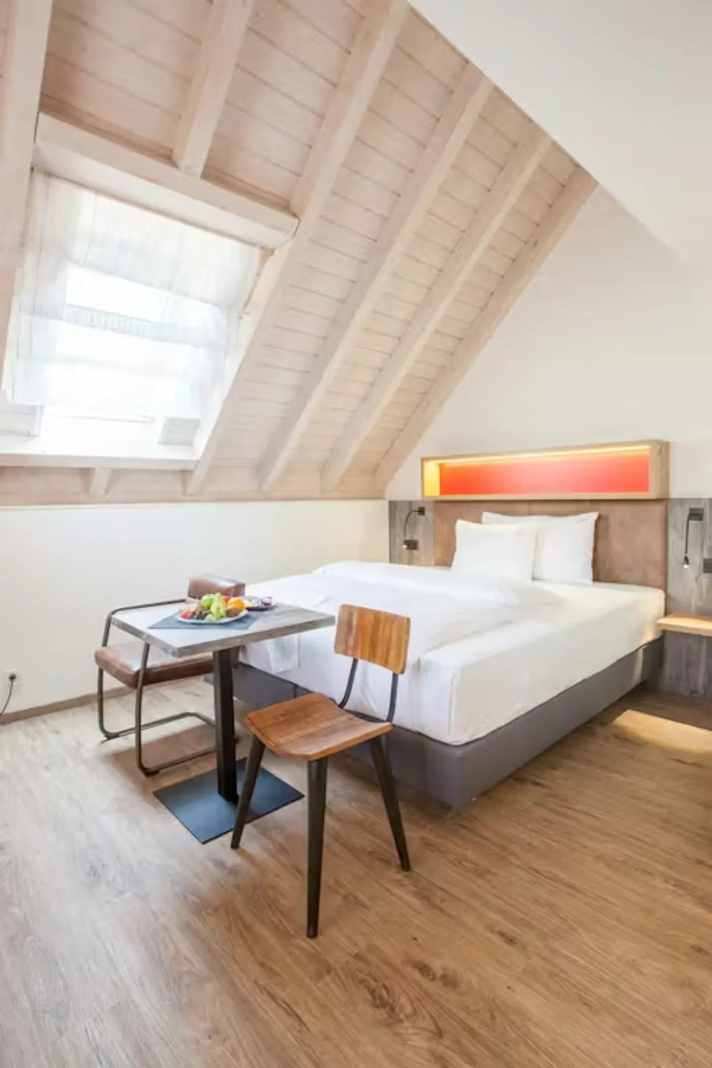 Einfamilienhaus mieten - Foto 6 von 10