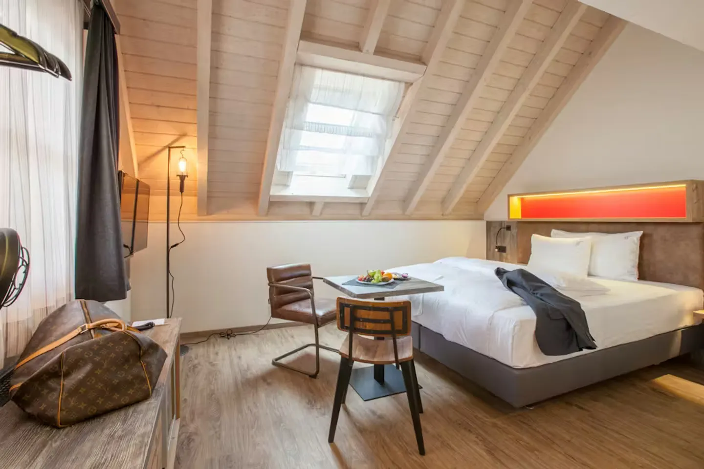 Einfamilienhaus mieten - Foto 7 von 10