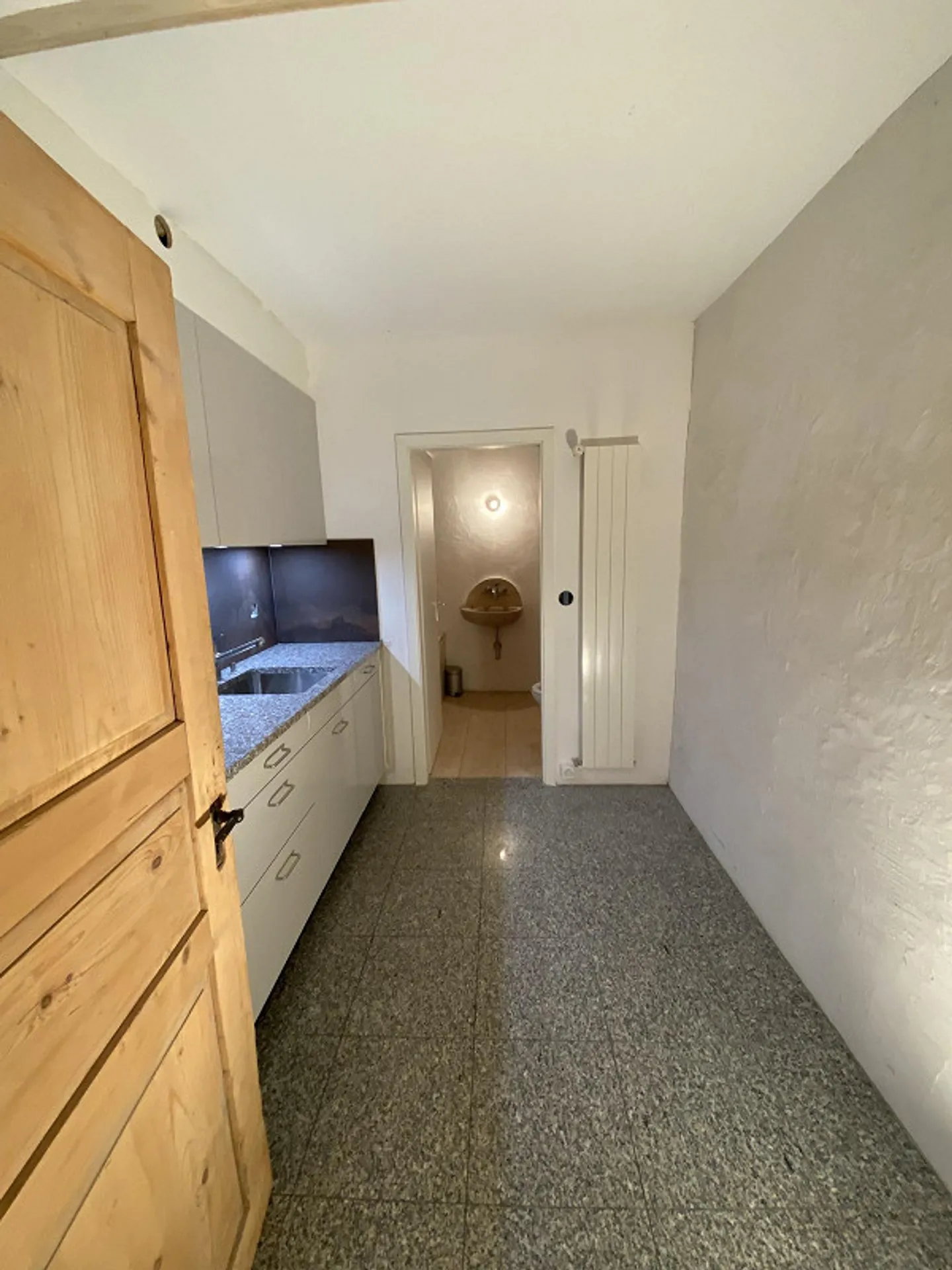 Special apartment for rent in the center of Mels - Photo 13 of 24