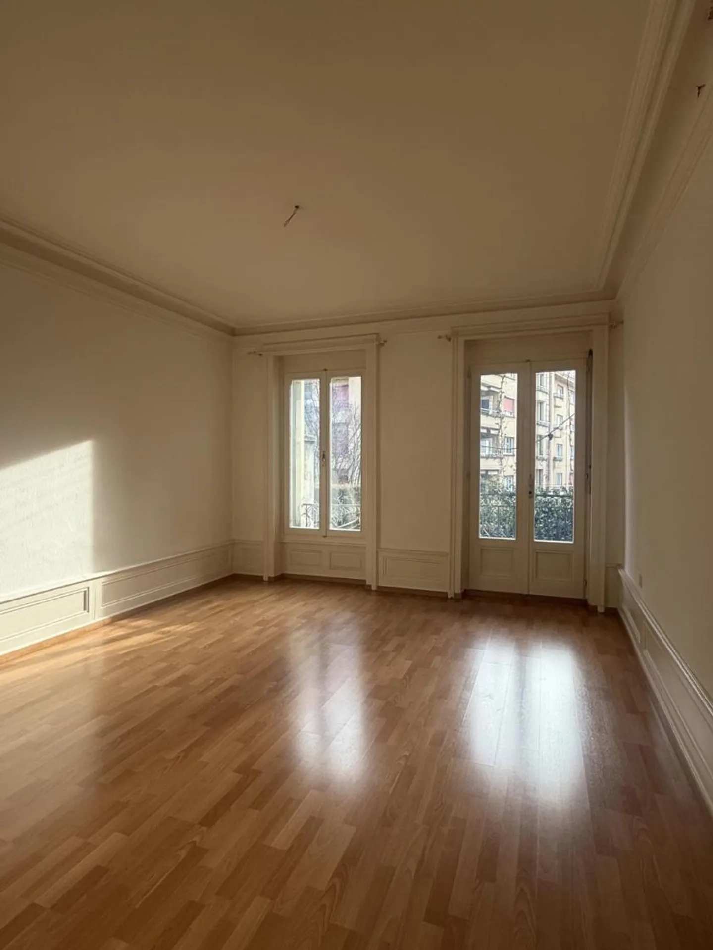 5,5-Zimmer-Wohnung im 1. Stock in Lausanne - für einen befristeten Zeitraum - Foto 3 von 8