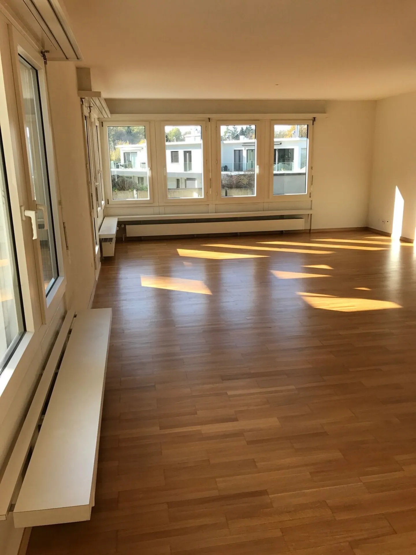 Charmant Appartement Attique - Photo 5 sur 13