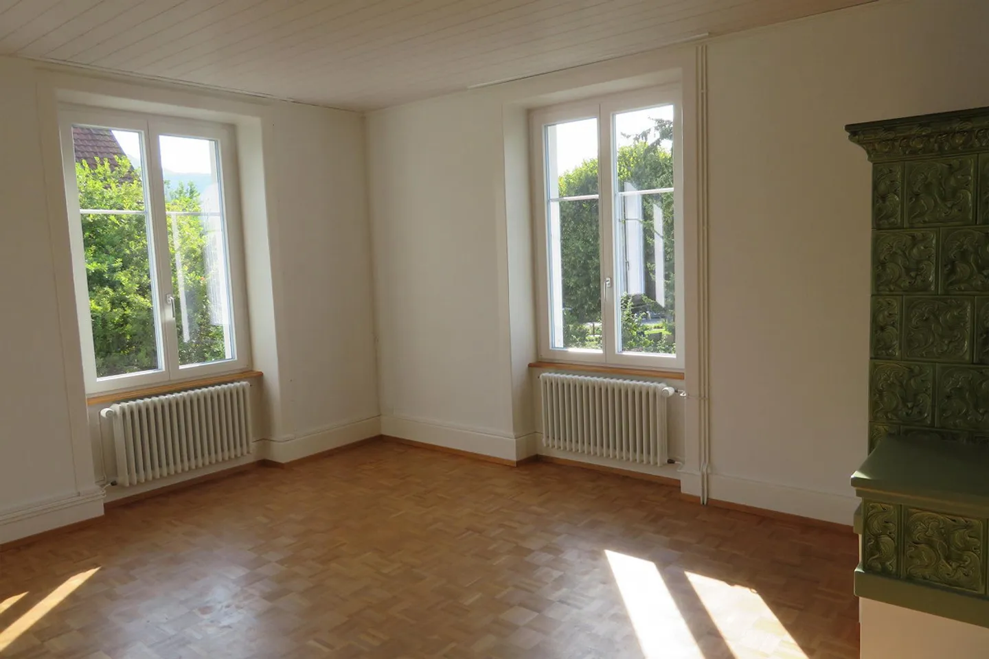 Appartamento 4 locali soleggiato, tranquillo e centralmente situato in affitto - Foto 8 di 15