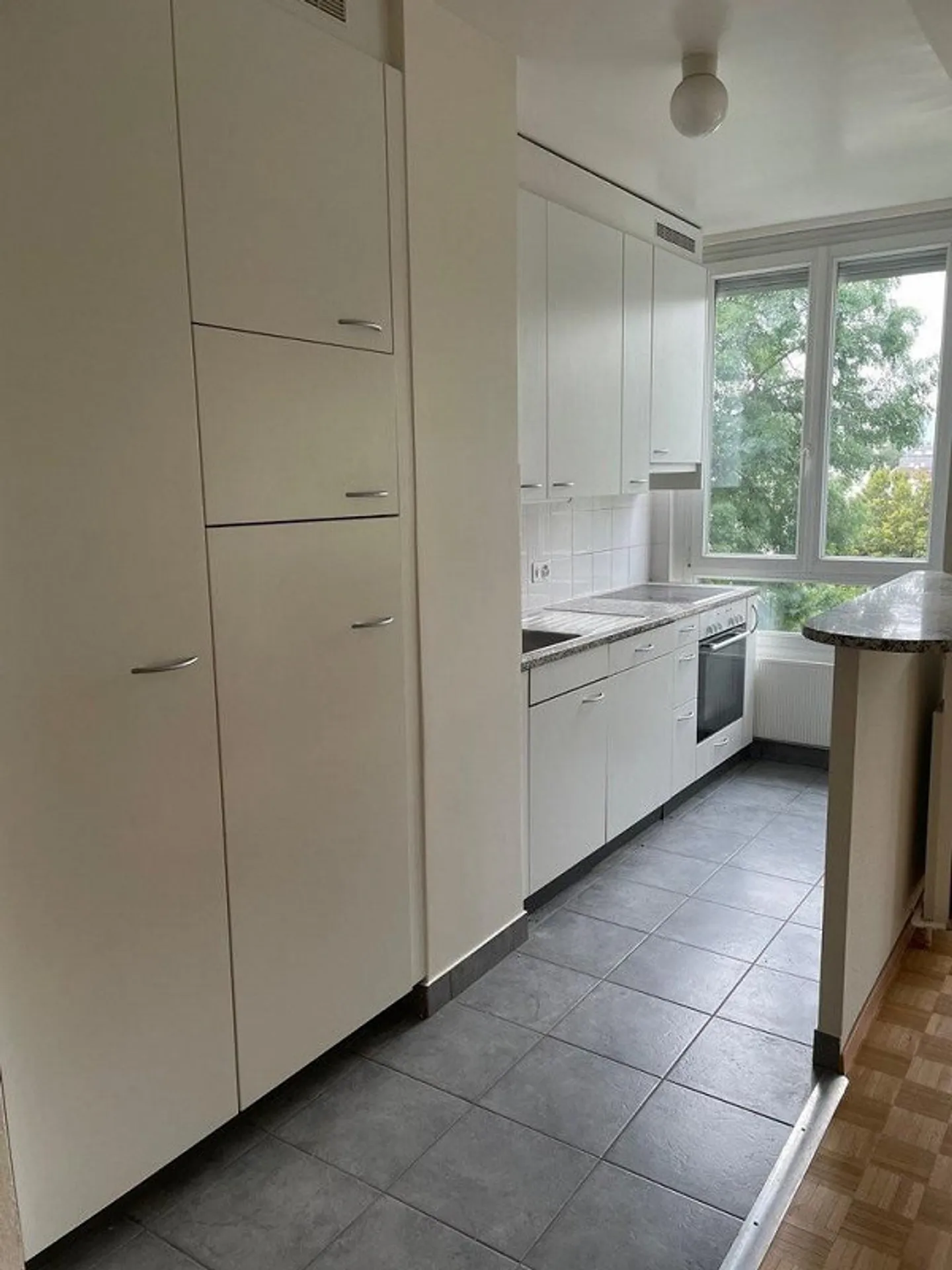 Appartement Charmant Près Aéroport - Photo 3 sur 11