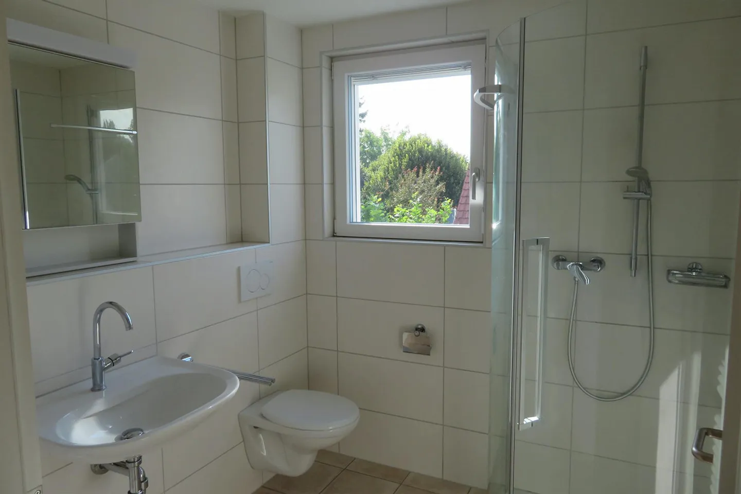 Appartamento 4 locali soleggiato, tranquillo e centralmente situato in affitto - Foto 13 di 15