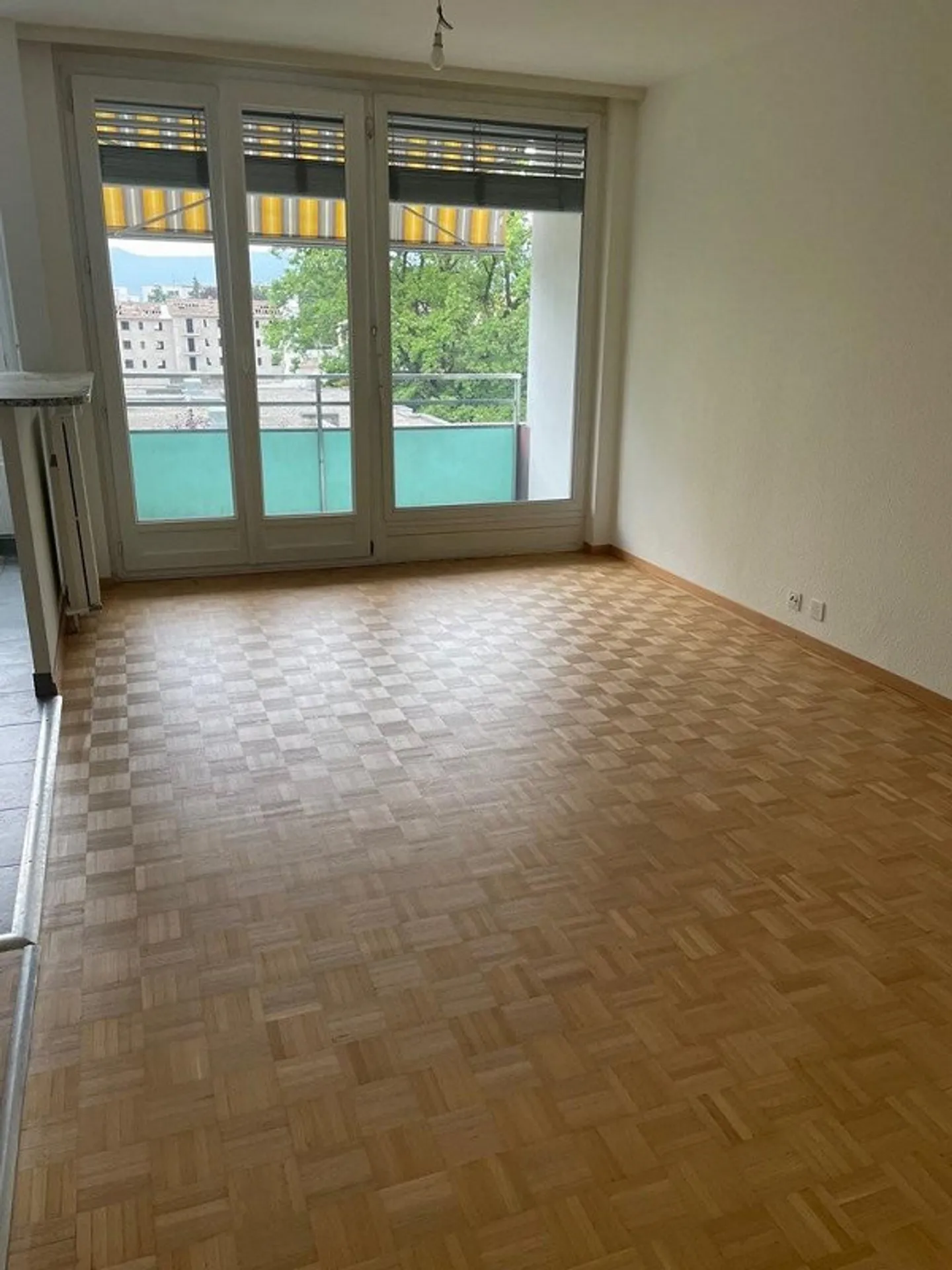 Appartement Charmant Près Aéroport - Photo 6 sur 11