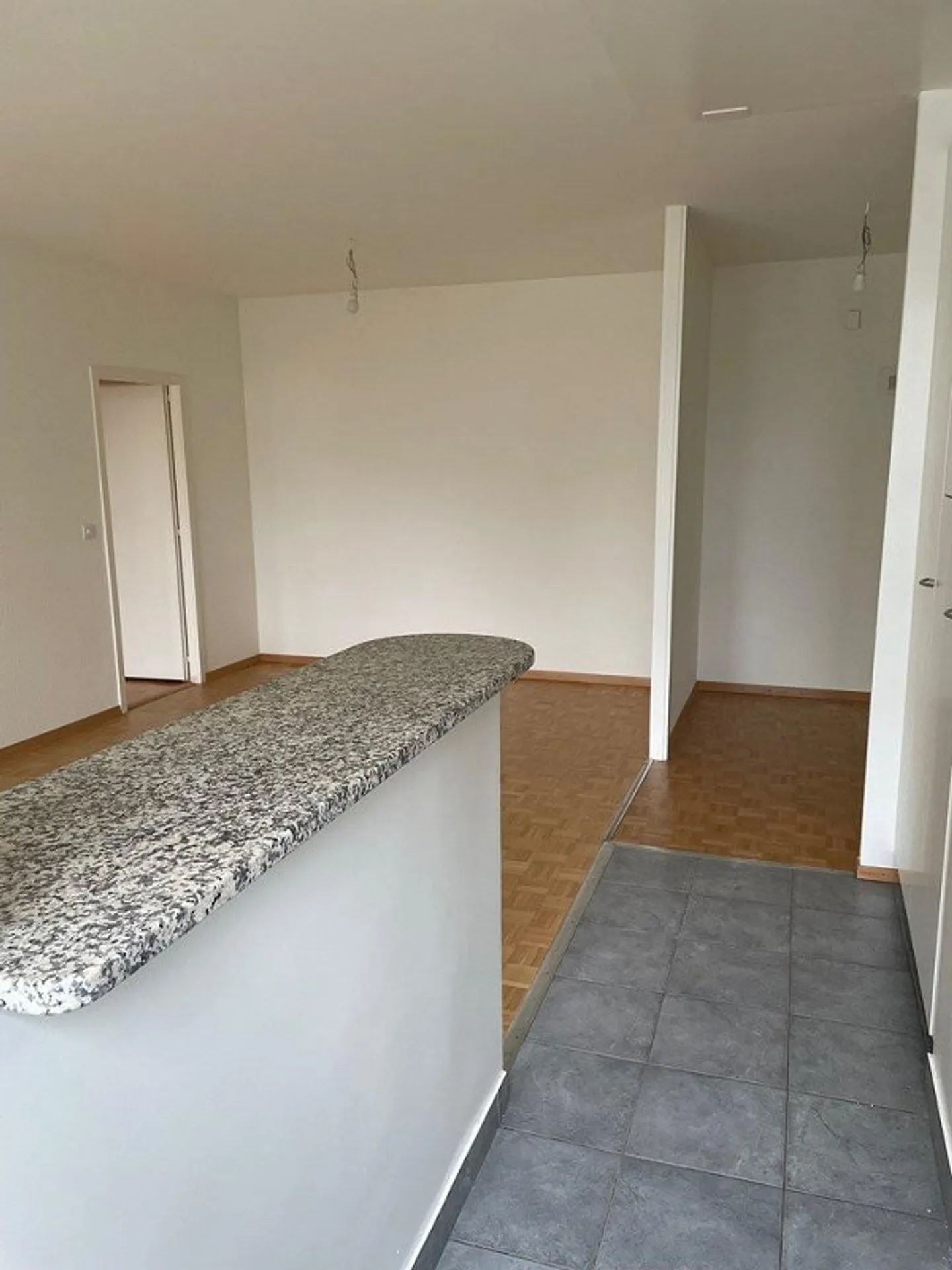 Appartement Charmant Près Aéroport - Photo 4 sur 11