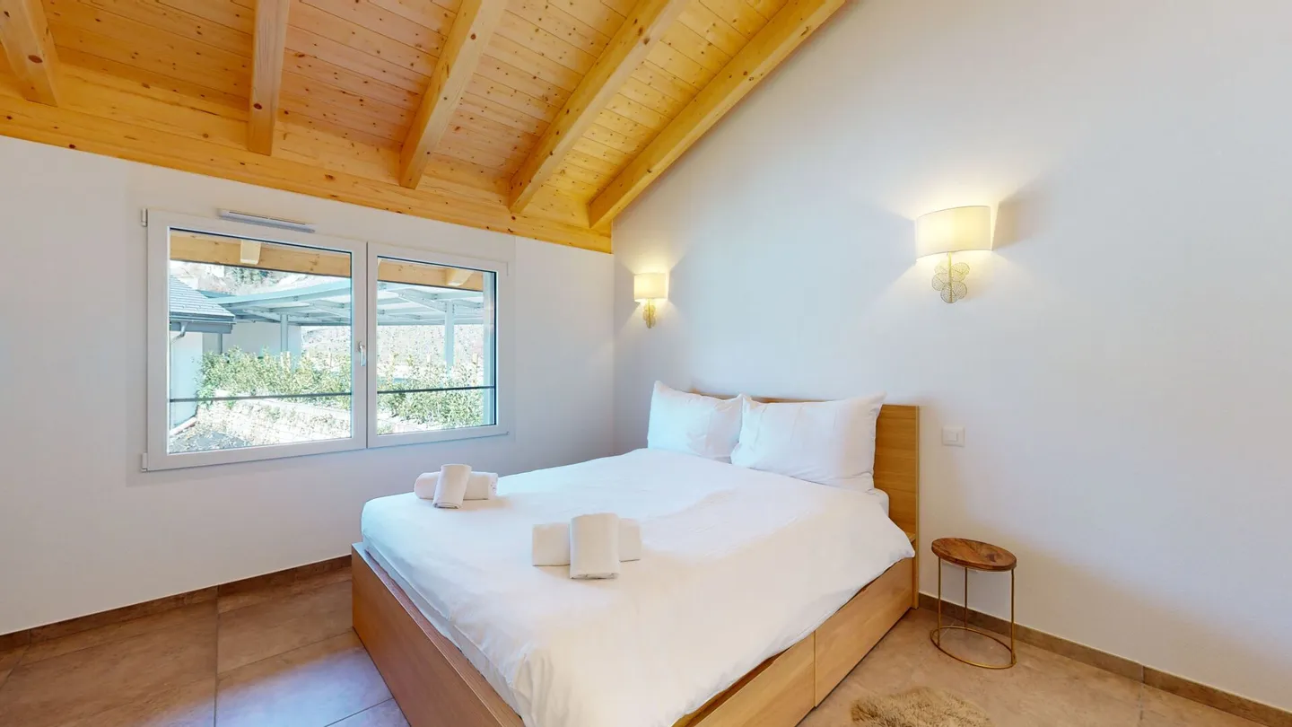 Panorama Penthouse - Photo 9 of 15