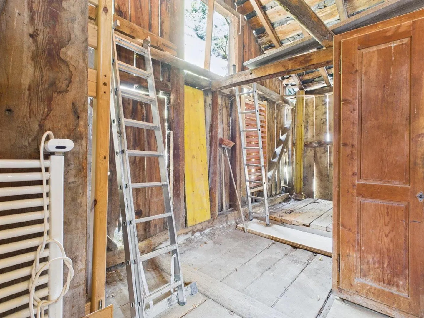 Appartamento d'epoca con annessi e posti auto vicino all'Aletsch Arena - Foto 10 di 13