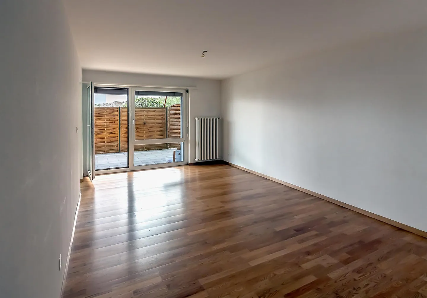 3.5 Zimmer EG Wohnung in Richterswil - Foto 1 von 10