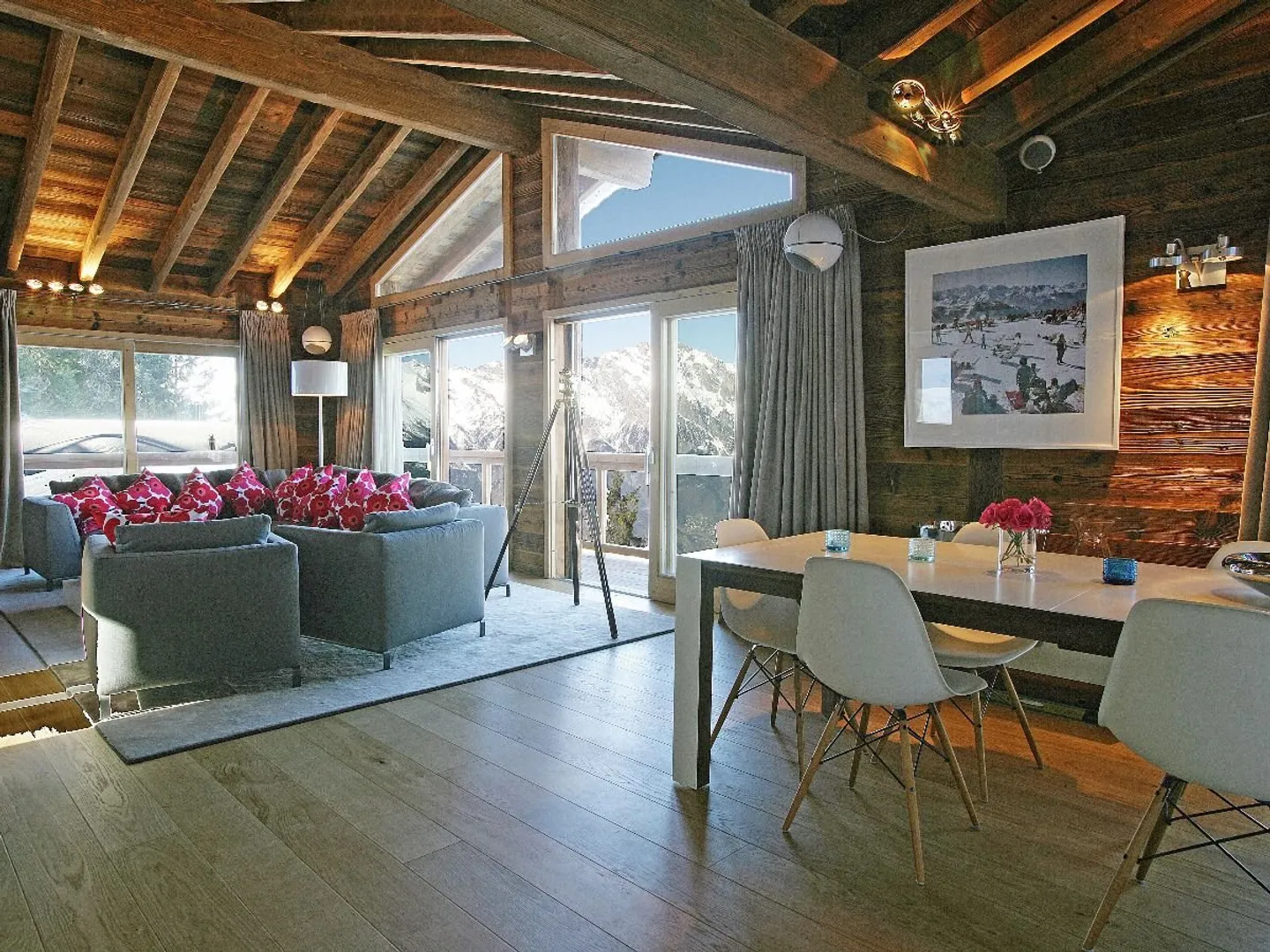 Schneeinschnee-Modernes Chalet aus altem Holz - Foto 4 von 13