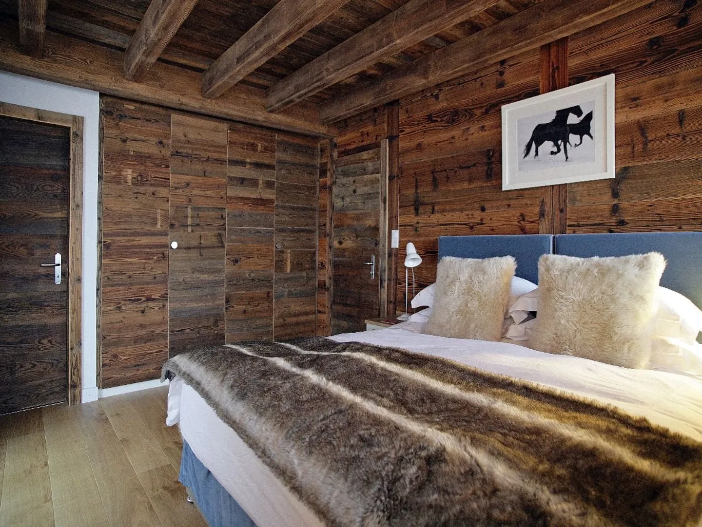 Schneeinschnee-Modernes Chalet aus altem Holz - Foto 11 von 13