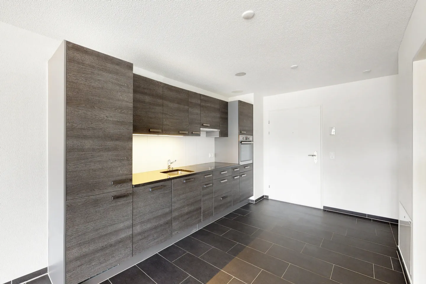 Modernes Erdgeschoss-Apartment - Foto 4 von 9