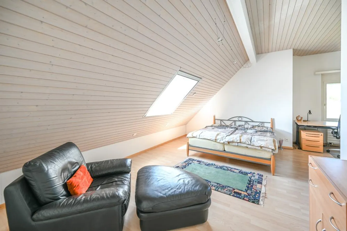 Geräumiges Penthouse mit Terrasse - Foto 5 von 7