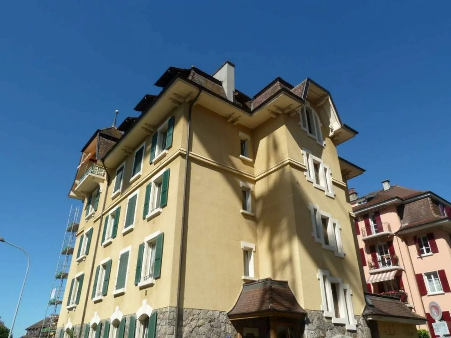 Vicino a negozi e mezzi pubblici - Foto 10 di 10