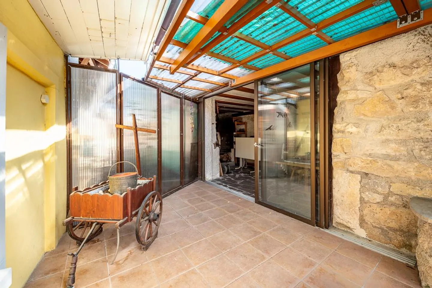 Historisches Mehrfamilienhaus mit Potenzial - Foto 9 von 10