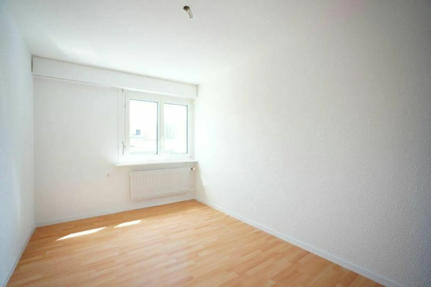 Bright 4.5-room apartment on the 2nd floor with balcony - Photo 7 of 11