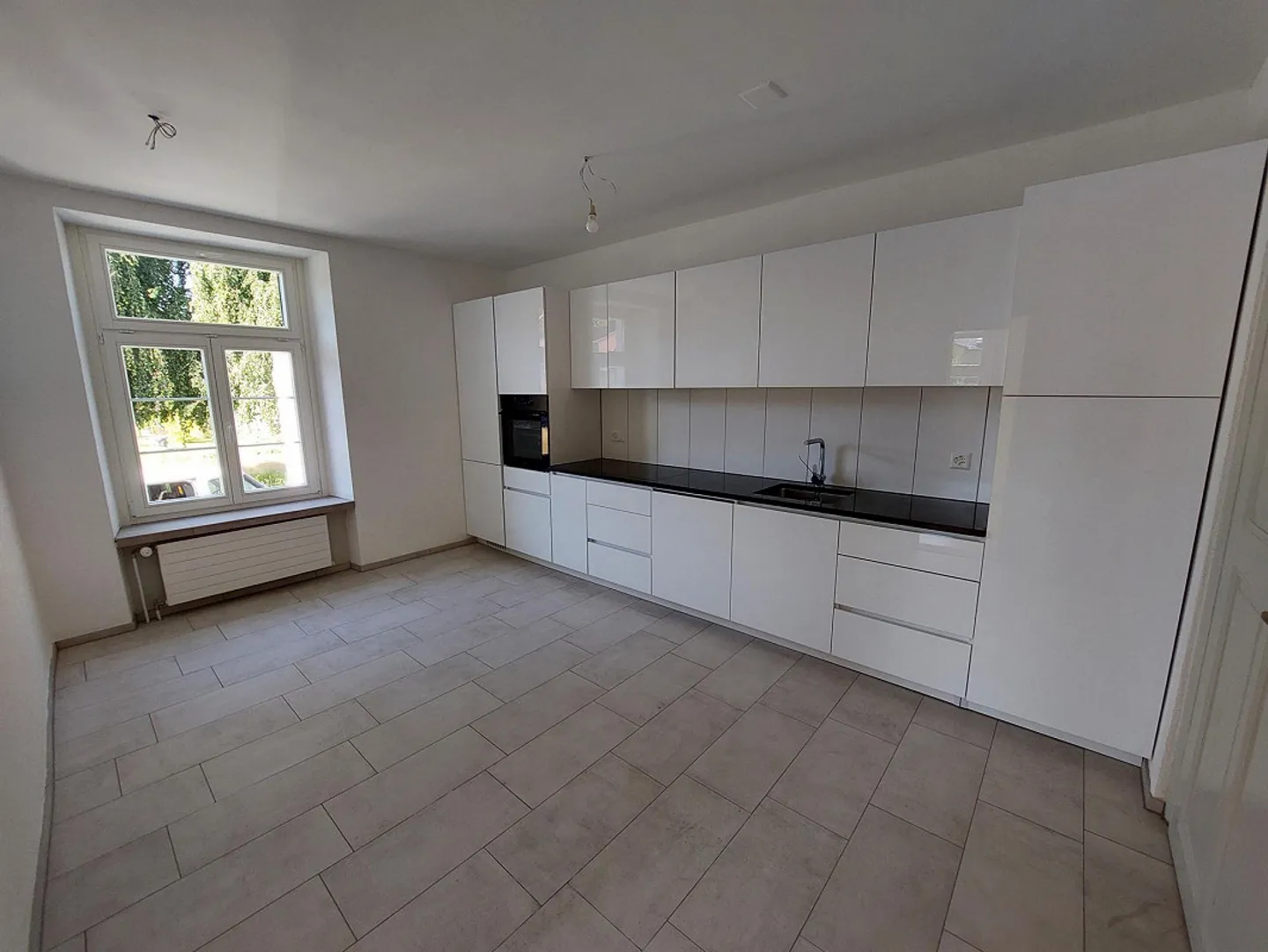 Attractive 2.5-room apartment available! - Photo 4 of 9