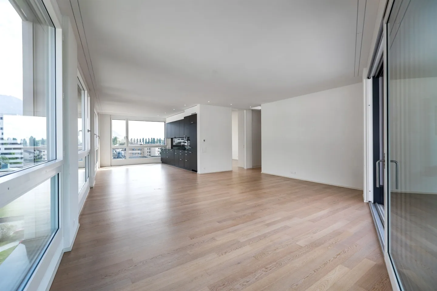An exclusive penthouse in Locarno - Residenza Laville - Photo 4 of 7