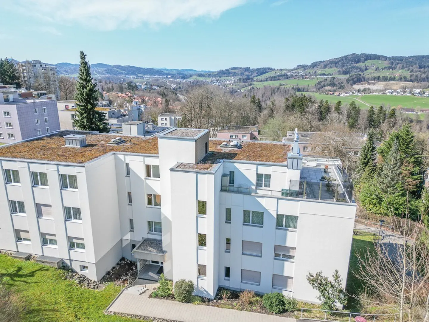 Vie intelligente - Appartement 2.5 pièces avec balcon et ascenseur - Photo 10 sur 11
