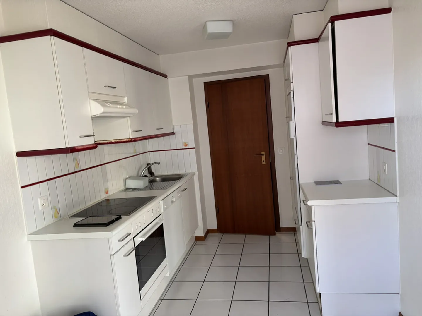 Geräumige 3,5-Zimmer-Wohnung in Lausanne, nahe dem Sauvabelin-Park - Foto 6 von 8