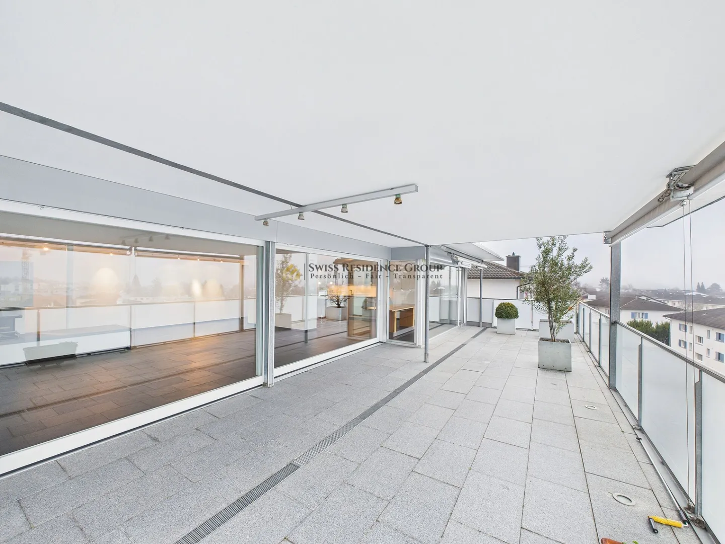 Elegante 5.5-Zimmer-Penthousewohnung mit Liftzugang, Cheminée & grosser Terrasse - Foto 4 von 18