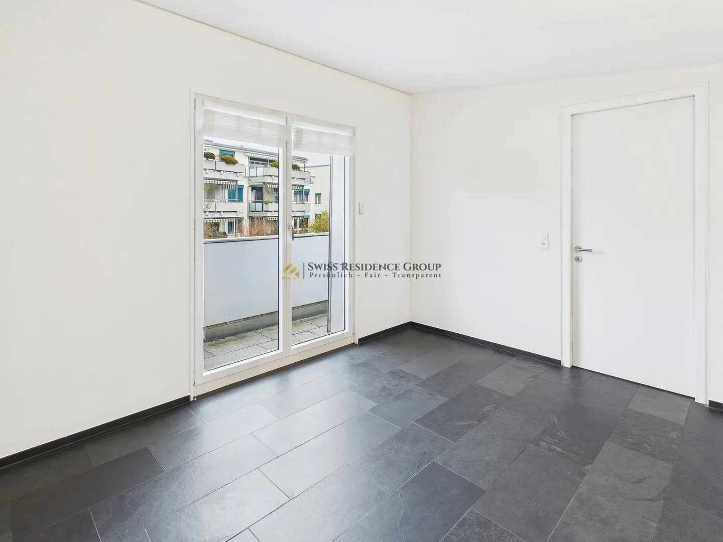 Elegante 5.5-Zimmer-Penthousewohnung mit Liftzugang, Cheminée & grosser Terrasse - Foto 10 von 18