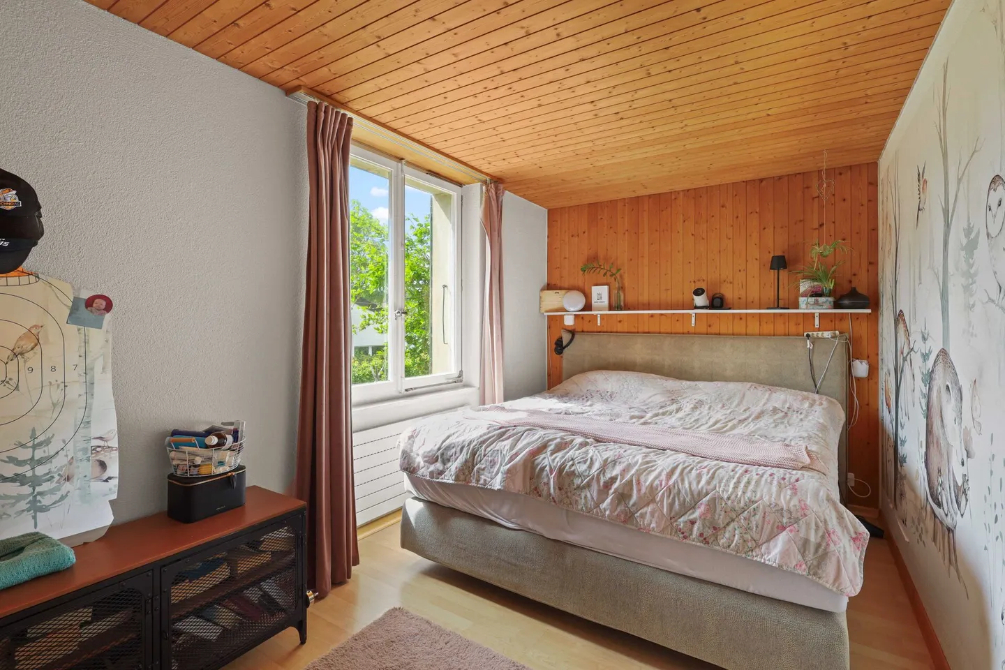 Two-family house: Plenty of space, plenty of potential - Photo 9 of 24