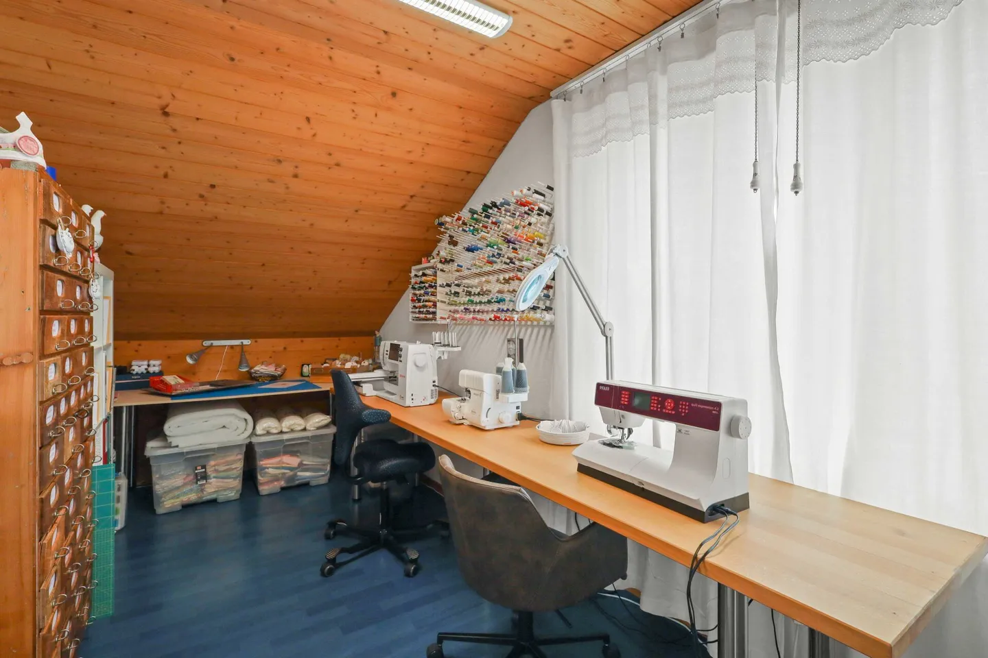 Two-family house: Plenty of space, plenty of potential - Photo 20 of 24