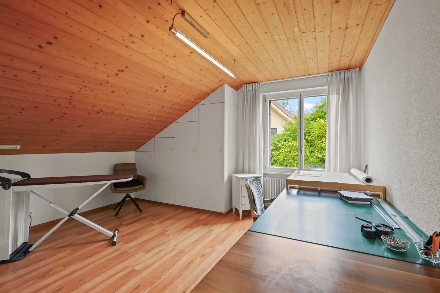 Two-family house: Plenty of space, plenty of potential - Photo 21 of 24