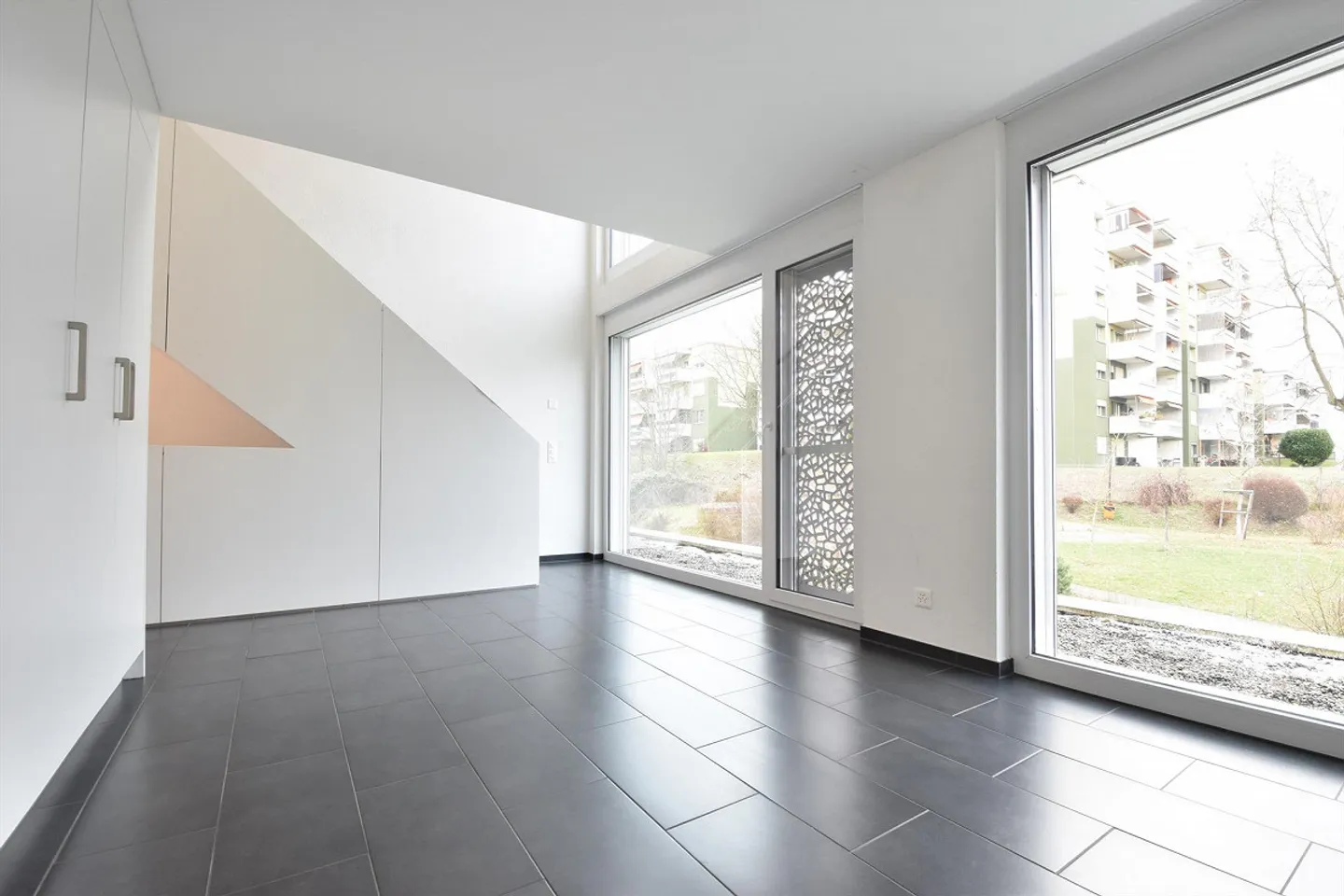 Einzigartige 4.5-Zimmer-Maisonettwohnung im Eigentumsstandart - Foto 4 von 13